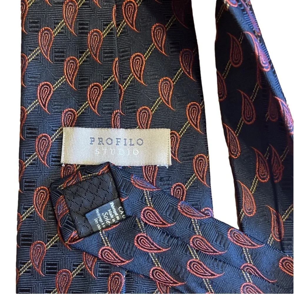 Vintage PROFILO STUDIO Silk Tie – Retro Paisley Pattern Tall– 4” x 64” (3/$25) - Picture 3 of 5